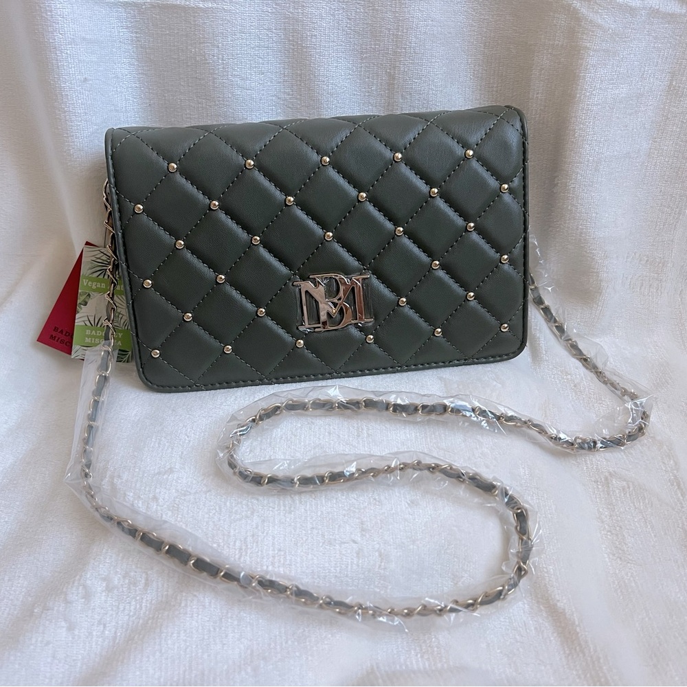 Badgley Mischka Diamond Quilted Crossbody Bag with Detachable Strap in Stone